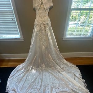 MoriLee Wedding dress